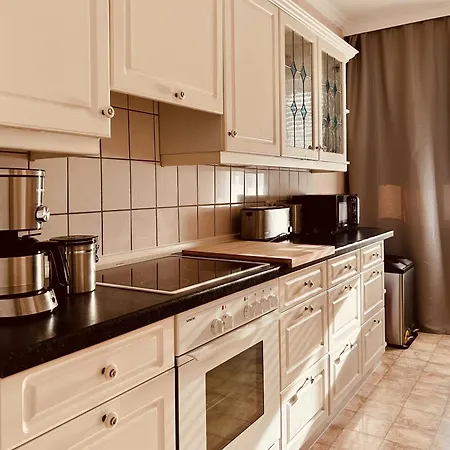 Casa Rehse I Stilvolles I 24h-self-check-in I Kostenlos Parken & Wlan I 55-zoll-smart&kabel-tv I Oepnv