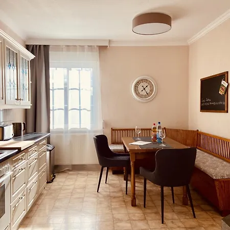 Casa Rehse I Stilvolles I 24h-self-check-in I Kostenlos Parken&wlan I 55-zoll-smart&kabel-tv I öpnv *